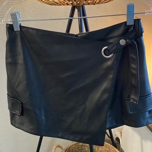Black Leather skort, Size M